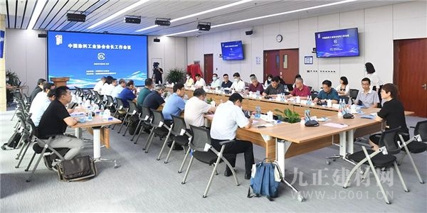 天博体育官方网站重磅丨中国涂料科学研究院揭牌成立北新建材“自呼吸”无机环保涂料闪(图1)