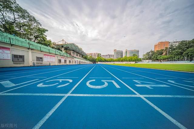 天博体育透气型塑胶跑道：让运动更自由让健康更亲近(图2)